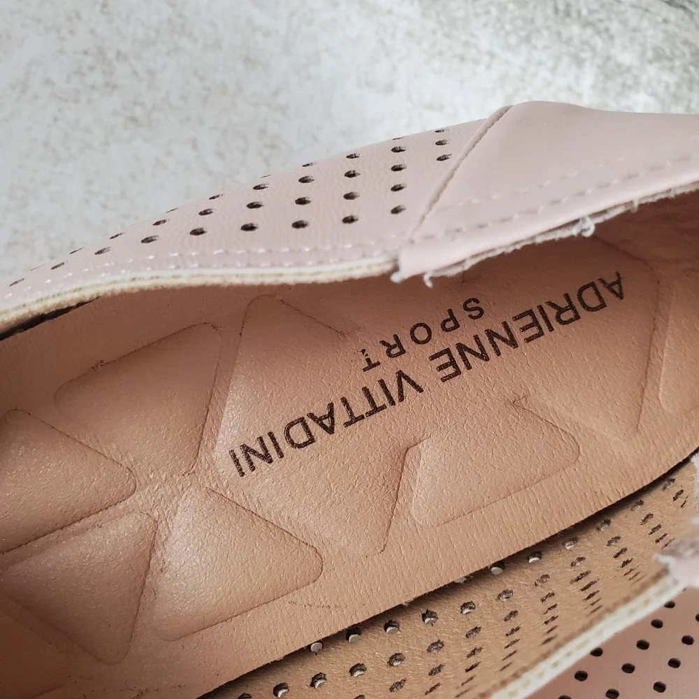 Adrienne Vittadini Esmeralda Womens Wedge Sandals Sz 10 M Soft Nude Slip On